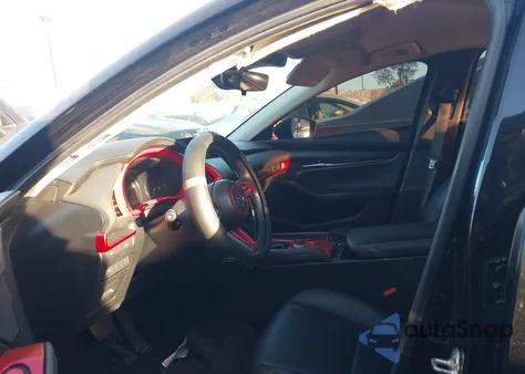 2019 Mazda Mazda3 Select Package z USA, uszkodzony, nr VIN 3MZBPAAL9KM111551